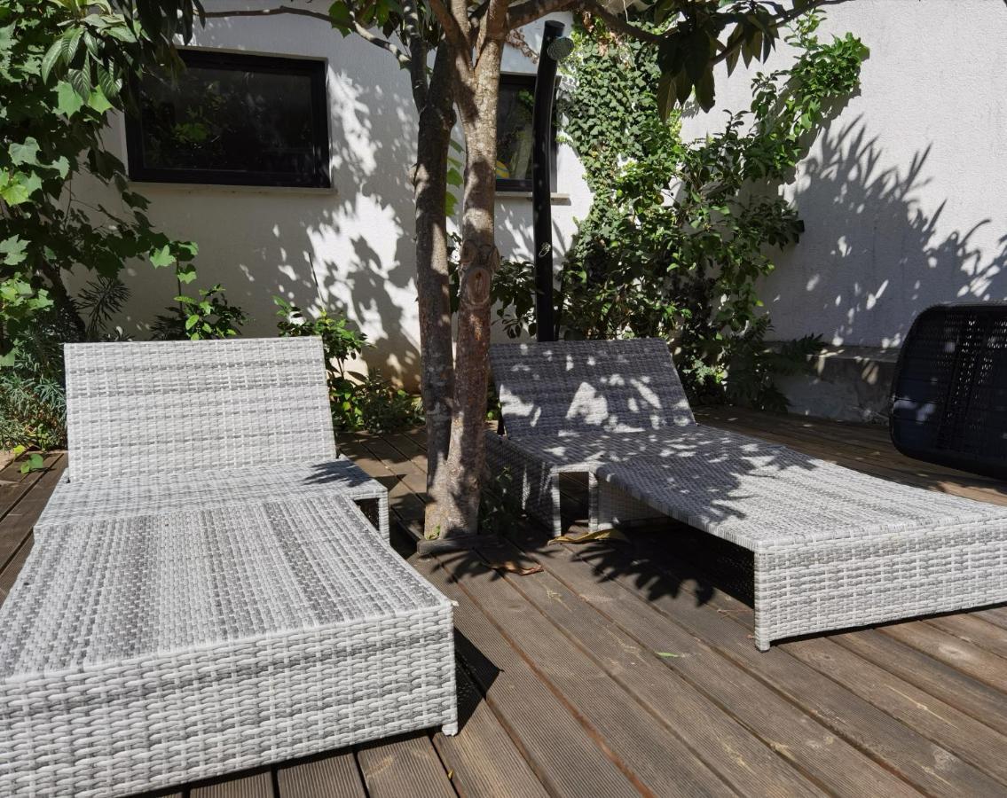 Pine And Lime Apartments Pula Exterior photo